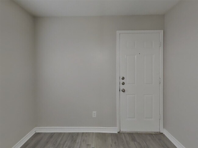 Foto del edificio - 5519 Bridgegate Dr