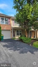 Building Photo - 1227 Cross Creek Dr