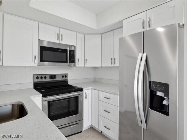 Building Photo - 16200 Dublin Cir