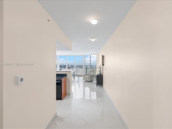 Building Photo - 16699 Collins Ave