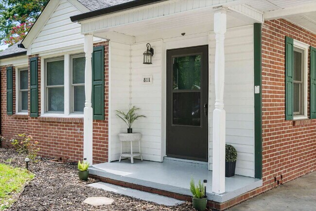 Foto del edificio - Cozy Living in the Heart of Wilson