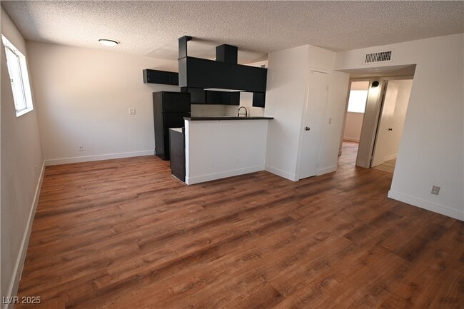 Foto del edificio - 1512 Cobb Ln