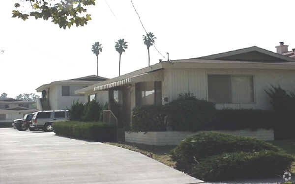 Foto principal - 2246-2250 248th St