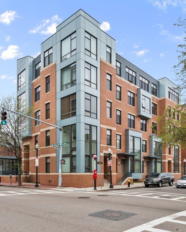 Foto del edificio - 725 Harrison Ave