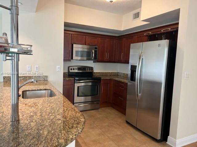 Building Photo - 7275 SW 89th St