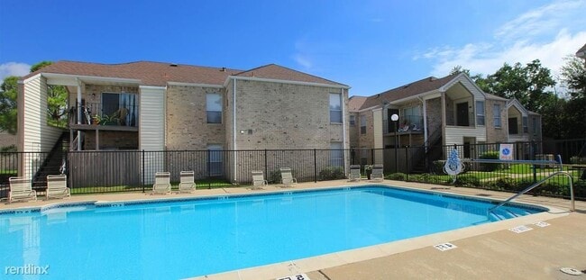 Building Photo - 2 br, 2 bath Condo - 1111 W Main St Flat  ...