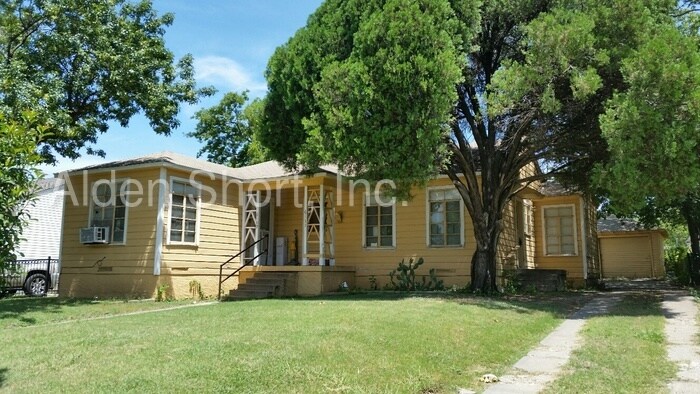 Primary Photo - 6111 Howard Ave