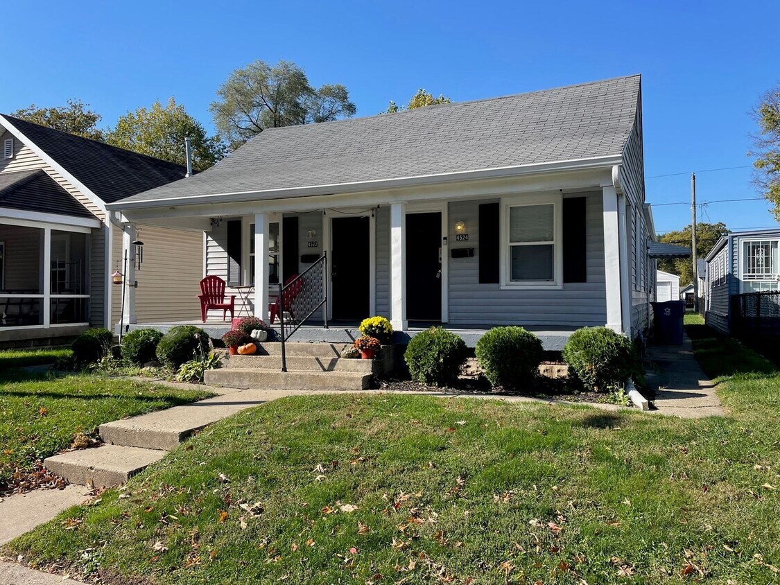 Foto principal - 4522-4524 Evanston Ave