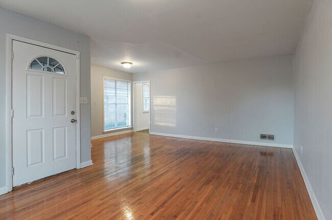 Foto del edificio - 8047 2nd Ave S