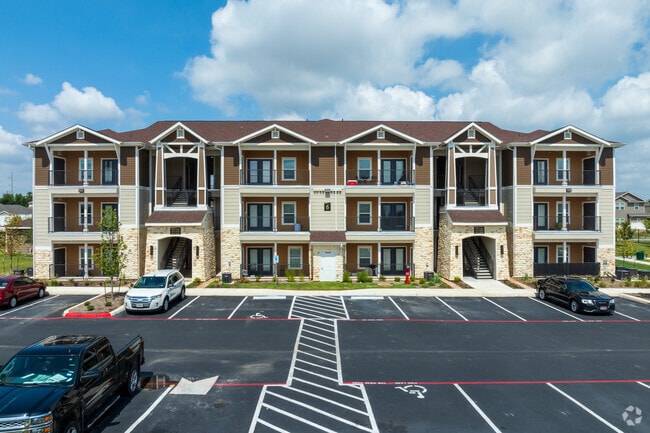 Building Photo - Vantage at Hutto