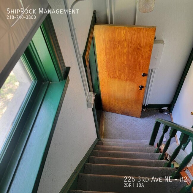 Building Photo - 226 3rd Ave NE