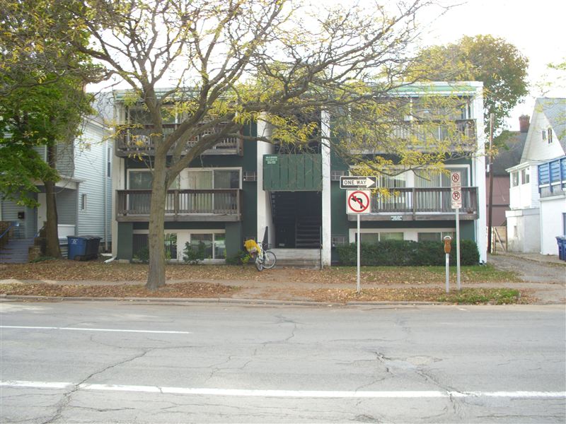 Primary Photo - 508 S Division St
