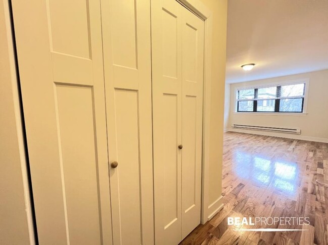 Foto del edificio - 1 bedroom in CHICAGO IL 60614
