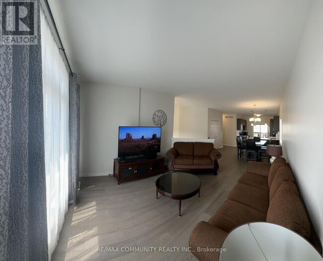 Building Photo - 119 Gavey St