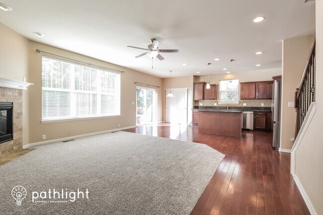 Building Photo - 6573 S Irvington Way