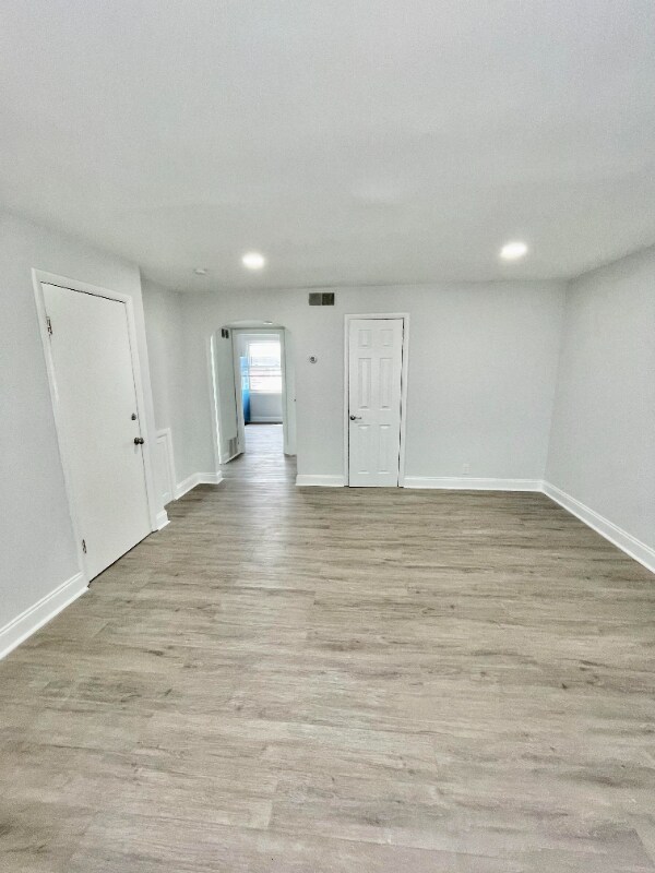 Foto del edificio - 6332 Carnation St