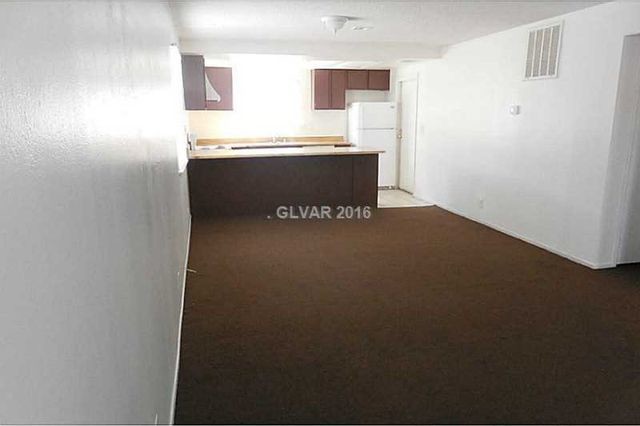 Foto del edificio - 4664 W Twain Ave
