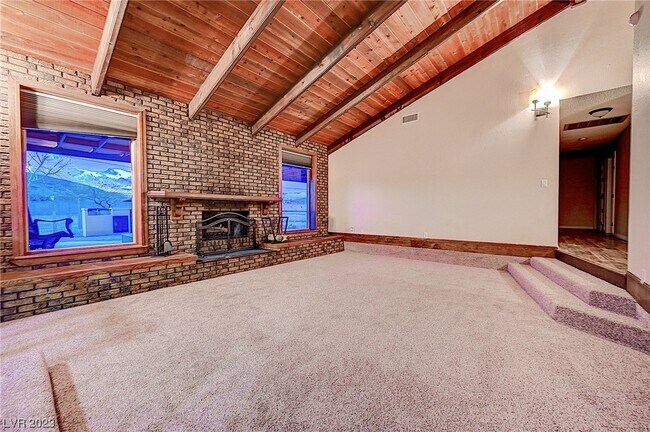 Building Photo - 9375 S Tenaya Way