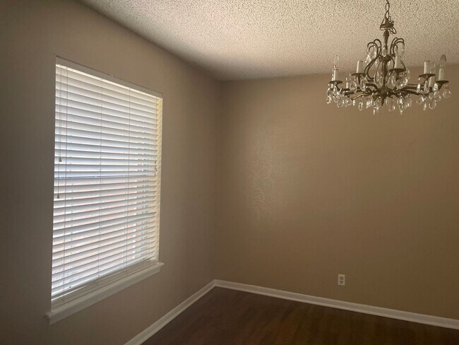 Foto del edificio - 3/2/2 LISD