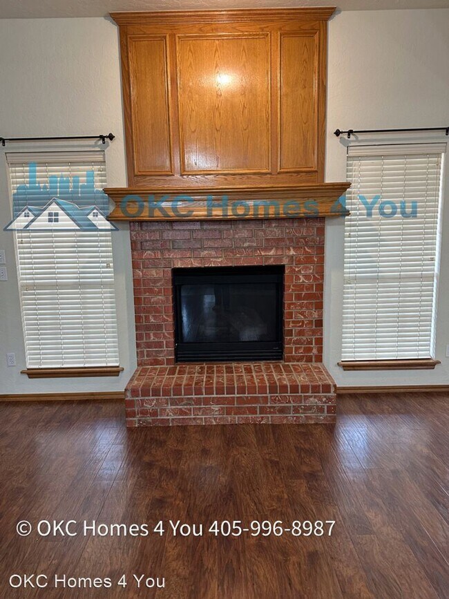 Foto del edificio - 4 br, 2 bath House - 525 Madeline Lane
