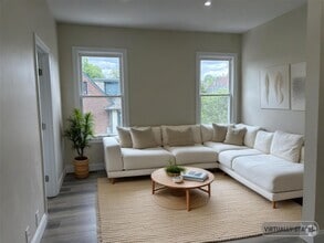 Building Photo - 74 Rossmore Ave