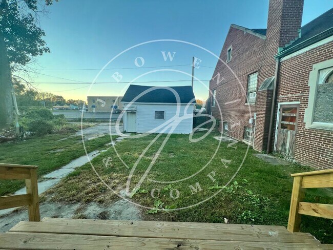 Foto del edificio - Spacious South Toledo 3 bedroom 1 bathroom...