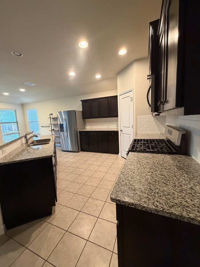 Foto del edificio - 124 Sage Meadows Dr