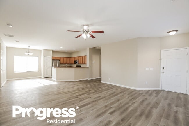Building Photo - 514 W Mountain View Dr