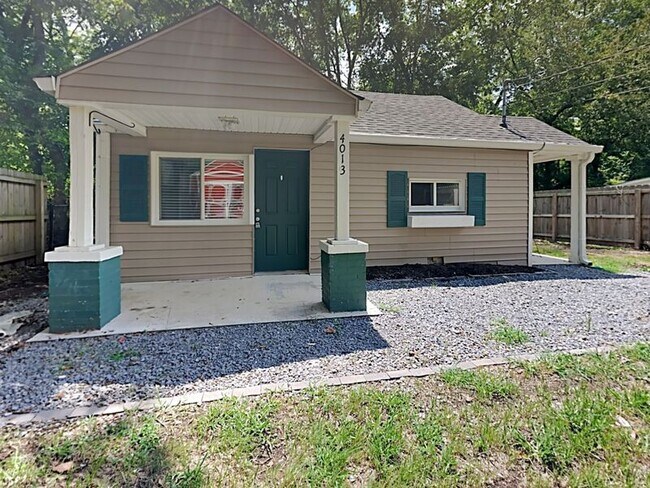 Building Photo - 4013 E Fairview Dr