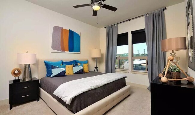 Foto del edificio - 2 Bedroom With River View