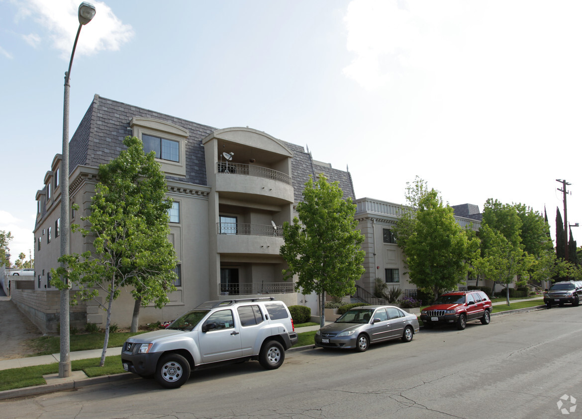 Building Photo - Cambridge Place Apartments