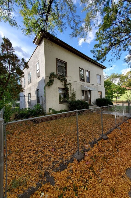 Primary Photo - 2500 16th Ave S