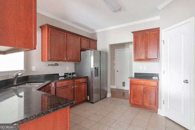 Foto del edificio - 1304 Blackstone Way