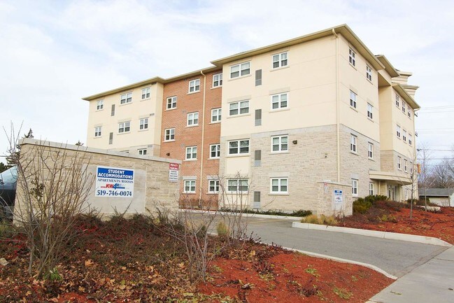 Photo du bâtiment - 110 Columbia St W