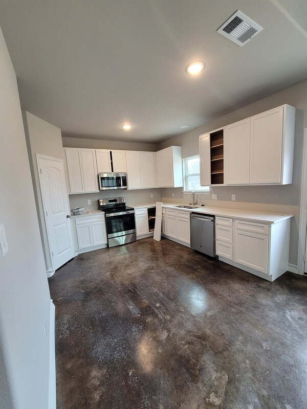 Foto del edificio - 3407 Shelby Ave