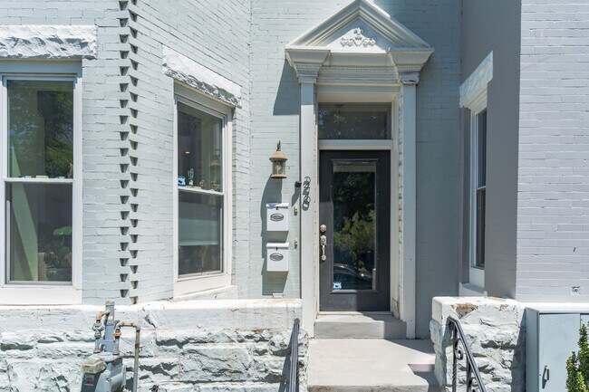Building Photo - 26 Q St NE