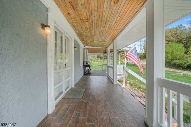 Building Photo - 2 Old Middleville Rd