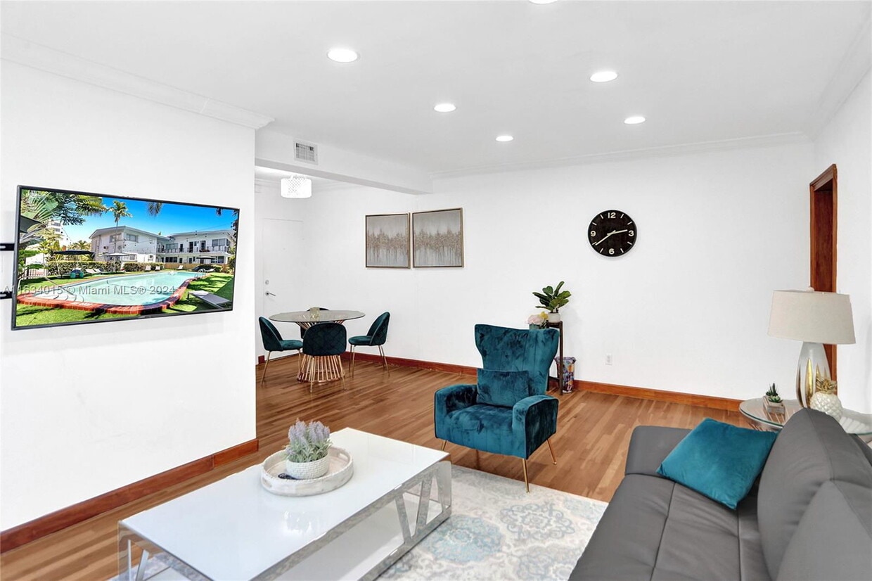 10002 E Bay Harbor Dr Unit 9, Bay Harbor Islands, FL 33154 Condo for