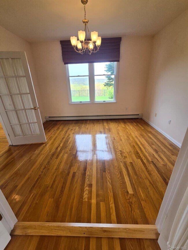 Foto del edificio - 54 Wilderness Dr