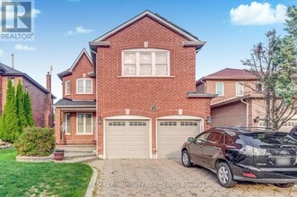 Building Photo - 35 Hartrick Pl