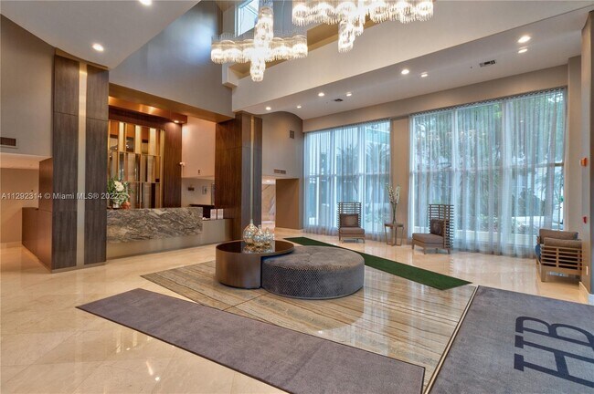 Foto del edificio - 3370 NE 190th St