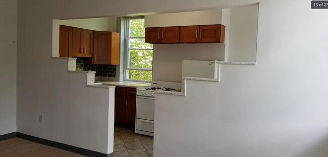 Foto del edificio - South Oakland 4 Bedroom House