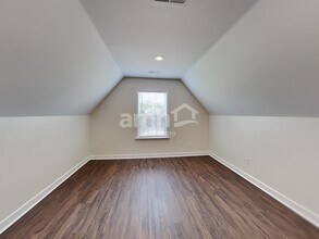 Building Photo - 2518 Auldridge Dr