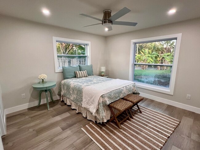 Building Photo - 3025 Sea Gate Cir