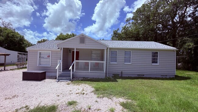 Foto del edificio - 5224 Bragg Rd