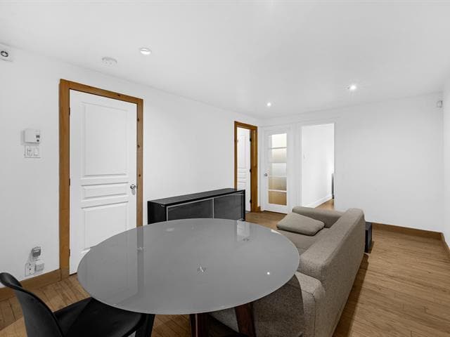 Photo du bâtiment - 3180 St Catherine St E