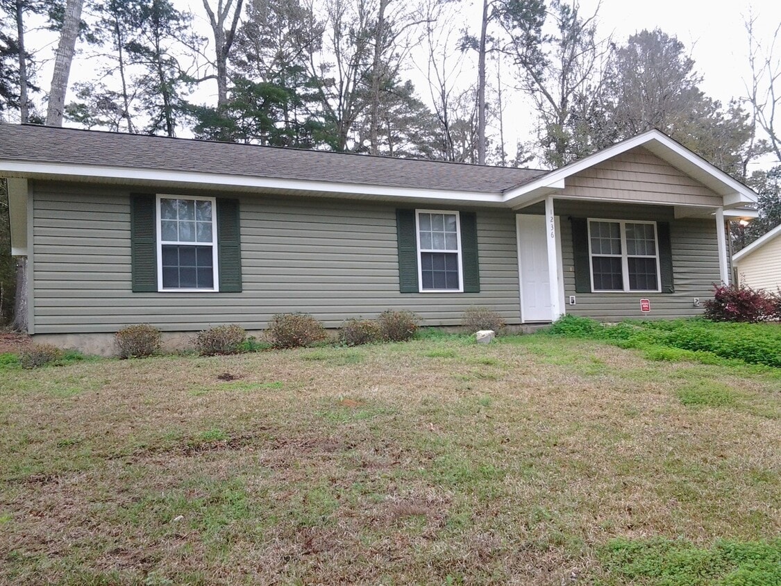 Primary Photo - 3bedrooms 2 baths single family home avail...