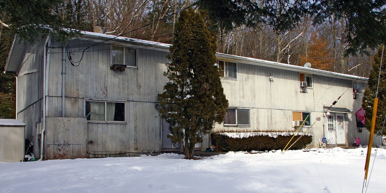 Primary Photo - 200 Camp Akiba Rd