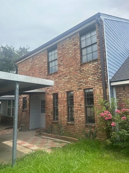 Foto del edificio - 6840 25th St