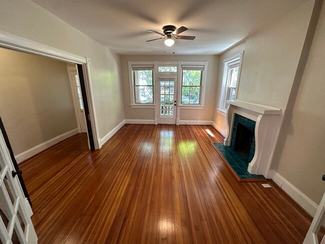Building Photo - 1127 Graydon Ave